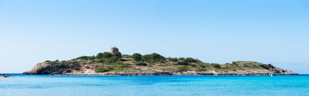 Panorama der "Punta Des Bufador" vor der Küste Mallorcas (Illetes).